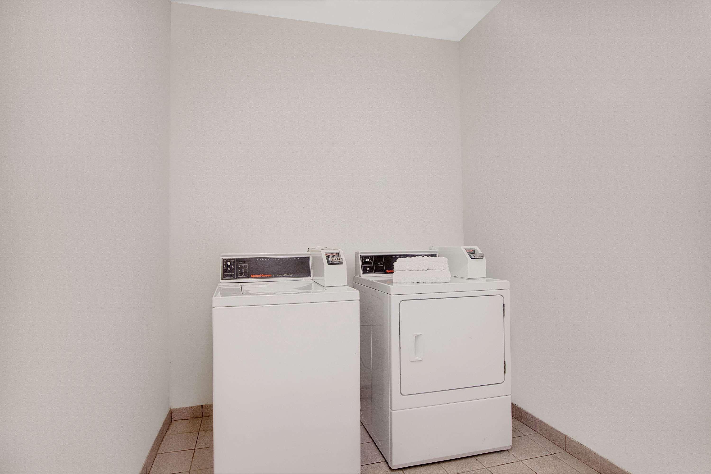 Hotel Days & By Wyndham Houston North -